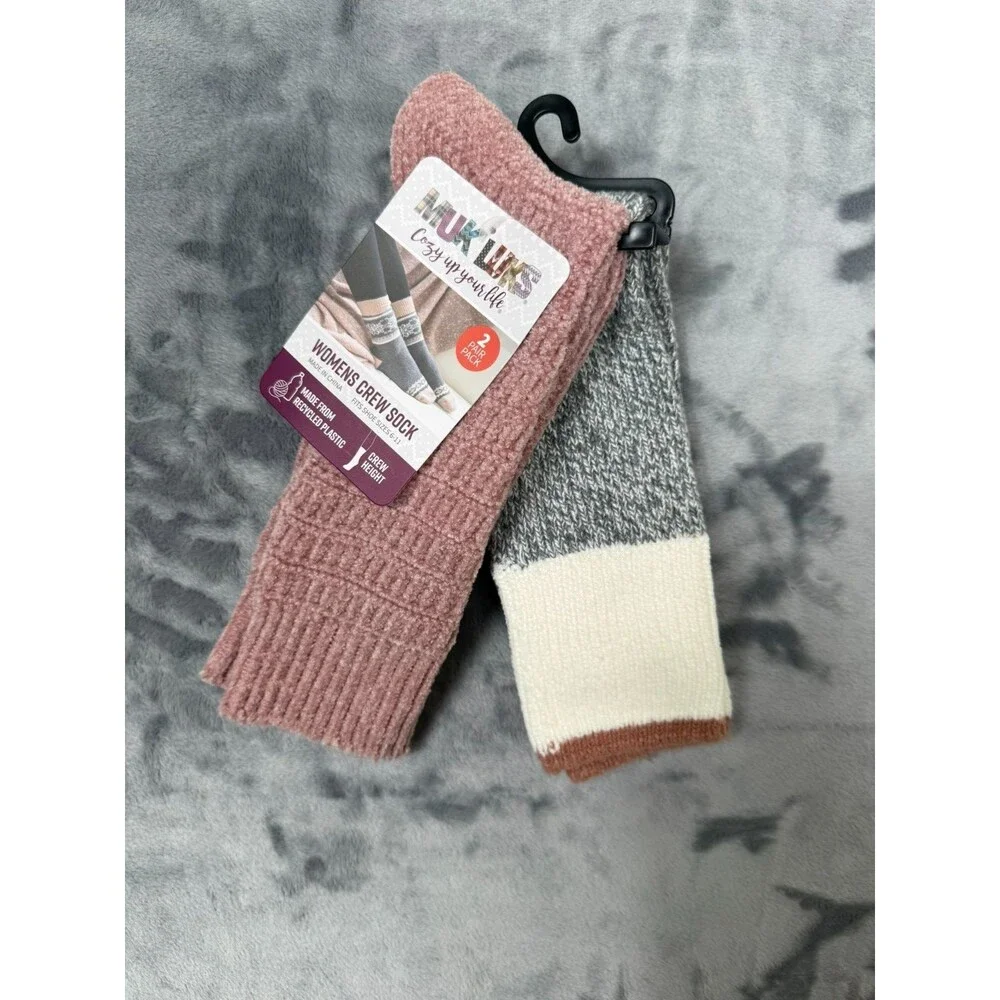 Muk Luk Women’s  2 Pair Pack Crew Height Socks size 6-11 Rose